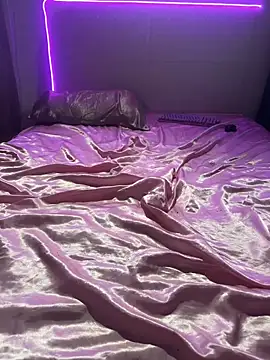 Shynesse21's Live XXX Chat