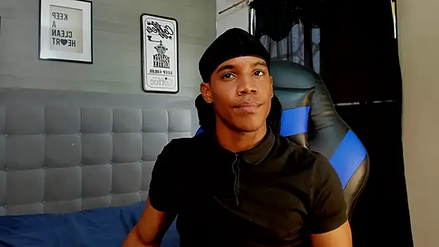 Živý XXX chat axel_silva4