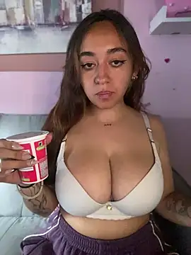 Im_Luuu – Naživo XXX chat