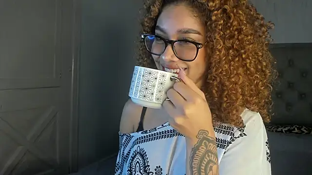 Živý XXX chat Sienna_brunette