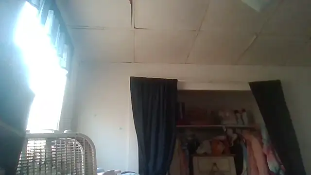 starlight1983's Live XXX Chat