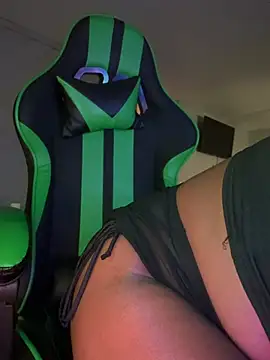 Rainfallzzxx – Naživo XXX chat