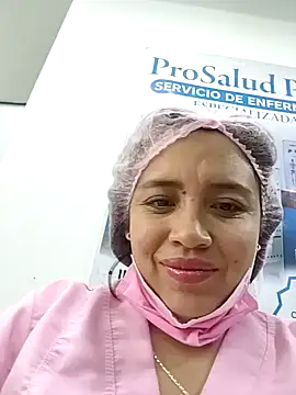 Nurse_Alice-7: διαδικτυακό σόου στην κάμερα