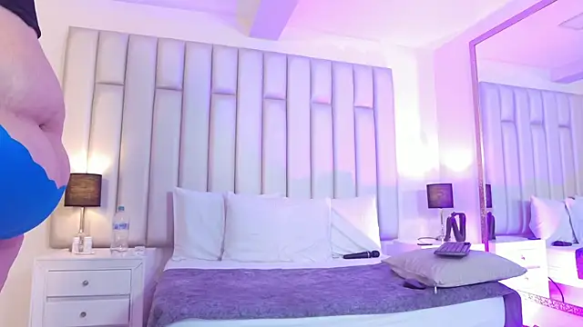 aandreaperez élő XXX-chatje