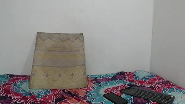 Charlotte_Melody Live XXX Chat