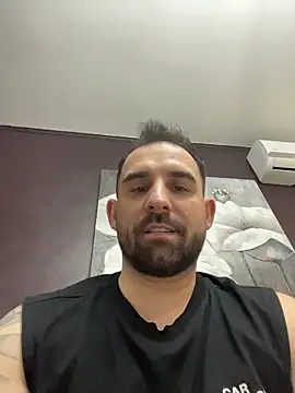 Lover_boy_89: διαδικτυακό σόου στην κάμερα