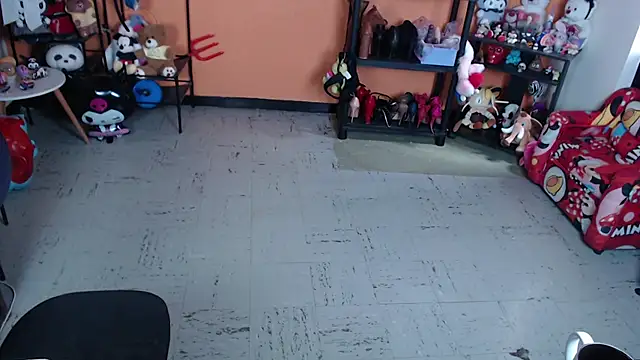 MissMiia2's Live XXX Chat