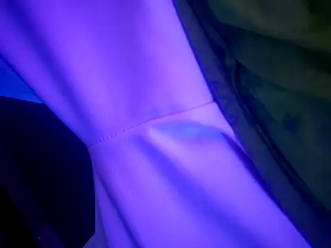 chronic_vibez: διαδικτυακό σόου στην κάμερα