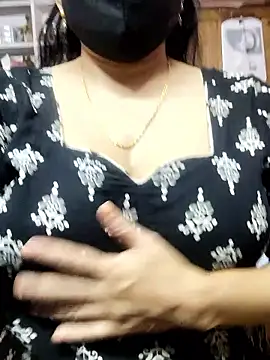 EZMA_7 élő XXX-chatje