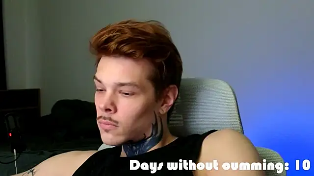 DENIS_HERE live XXX chat