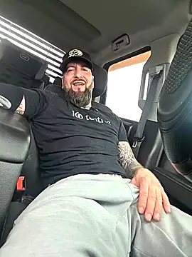 Beardedtattood Show in webcam