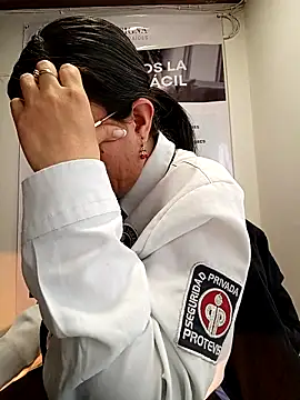 Valentina--1's Live XXX Chat