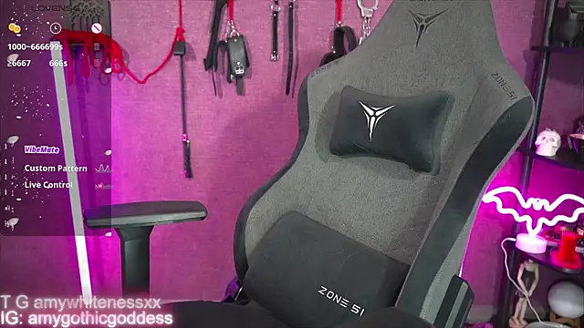 amywhitenessxx's Webcam Show