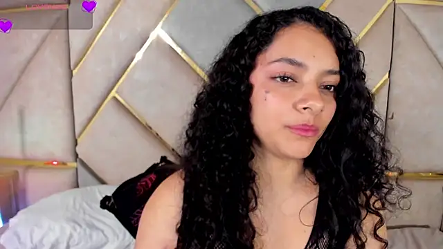 Chatroom XXX en direct de Angellit_Afrodita_