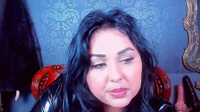 SelenaNoctis' Live XXX Chat