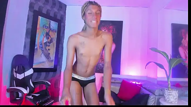 Ciara_HotTs webkamerás műsora