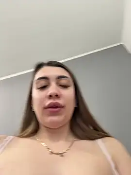 skinnysweetmilf – webcam-show