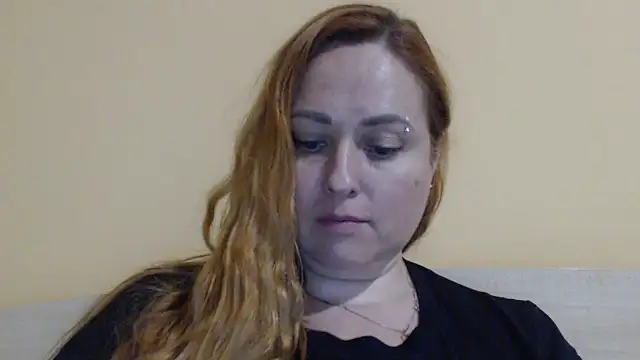 Chatroom XXX en direct de Foxy_Kate3333