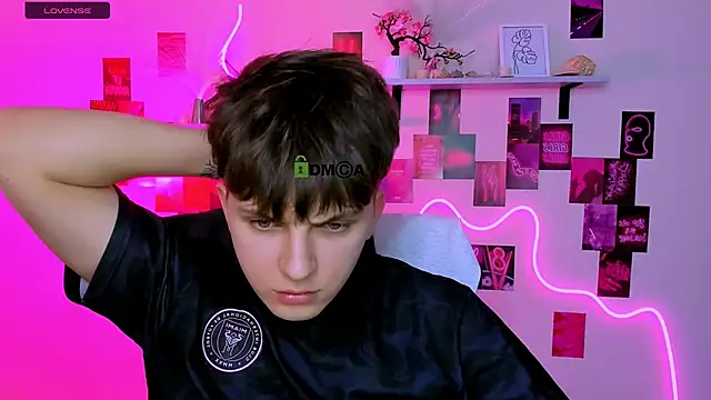 travis_wolf_ – Live XXX-chat