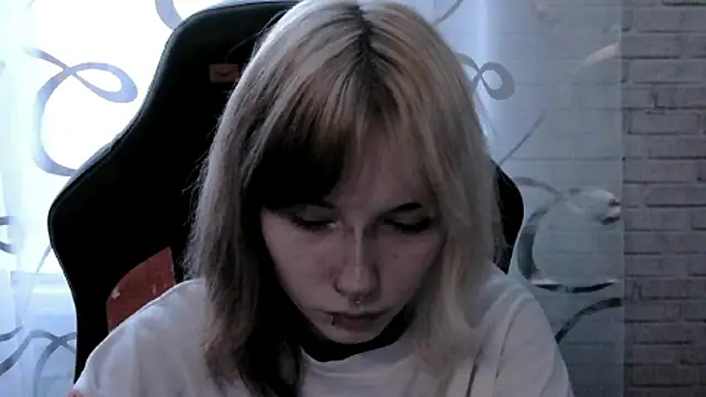 Vi_Nika – Live XXX-chat