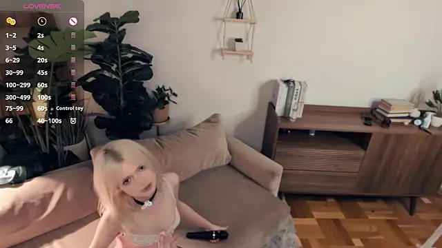 LaureMestler Webcam Show