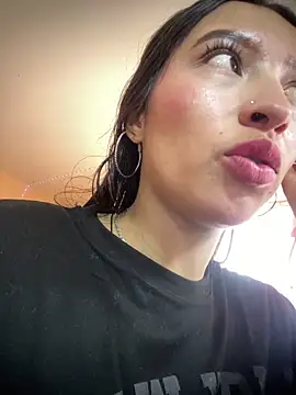 Itze_Mua's Webcam Show