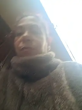 Scarlet_curly8aのライブXXXチャット