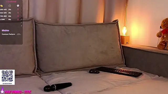 แชท XXX สดของ LisanBrown