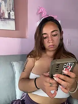 Im_Luuu's Live XXX Chat