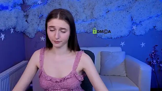 Show modela nekky_mouse na web-kameri