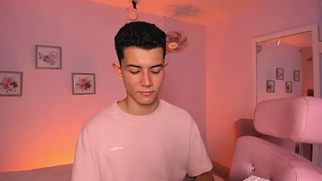 FireGuy_99 Live XXX-chat