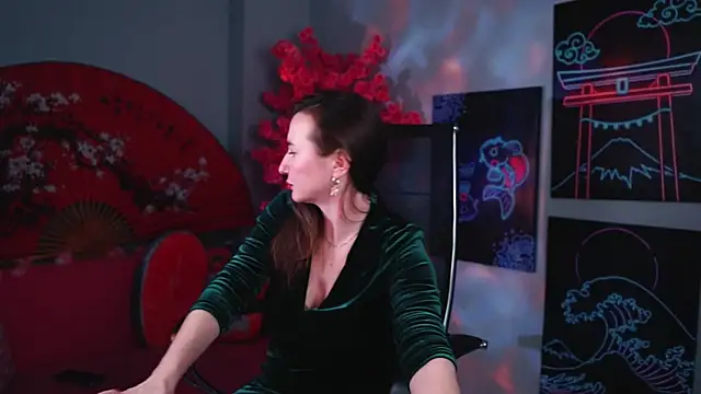 Golden_Dragon Adlı Modelin Web Kamerası Şovu