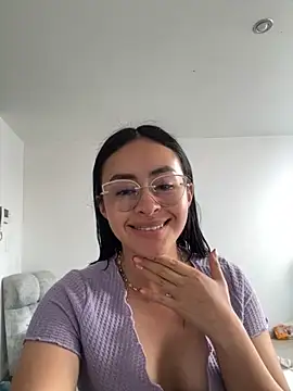 Anni_Rose Adlı Modelin Web Kamerası Şovu