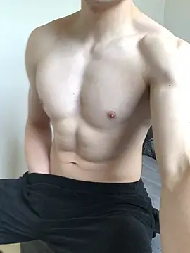 maxence_096 Show in webcam