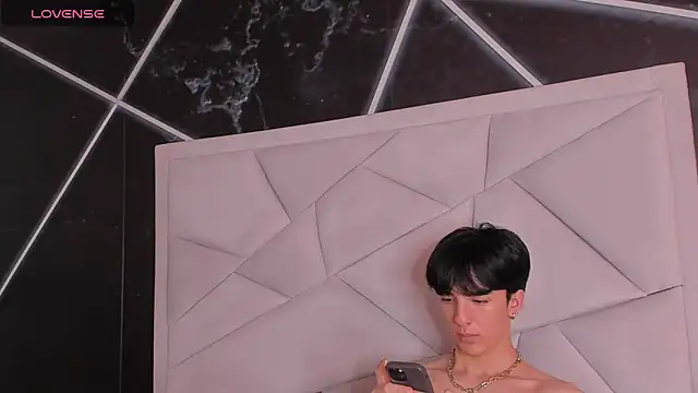 Chat XXX en directo de AerumChae