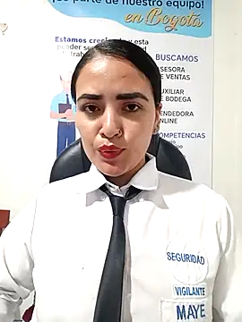 MAYE__13 Adlı Modelin Canlı XXX Sohbeti