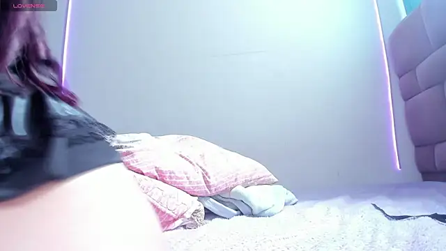 maazikeenx Adlı Modelin Canlı XXX Sohbeti