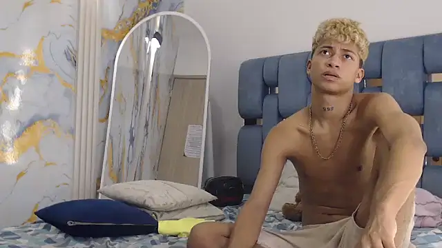 GOLD_BOYS 라이브 XXX 채팅