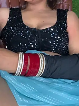 Pokazy przed kamerką – CUTI-NAINA