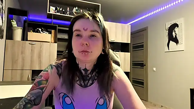 HighelikeGirl Adlı Modelin Canlı XXX Sohbeti