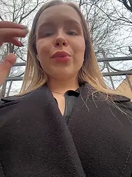 Liza_risky Show in webcam