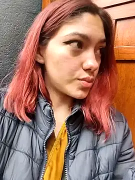 Victoria_Beaumont Adlı Modelin Canlı XXX Sohbeti