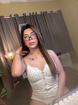 Nyxie_luxx Webcam-Show