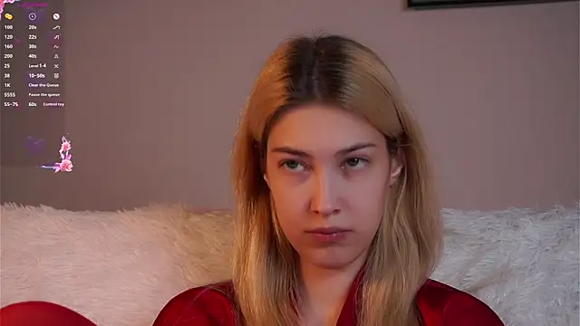 AngelicRice Adlı Modelin Canlı XXX Sohbeti