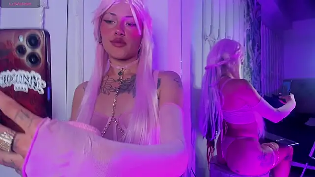 _sharlotte777's Live XXX Chat