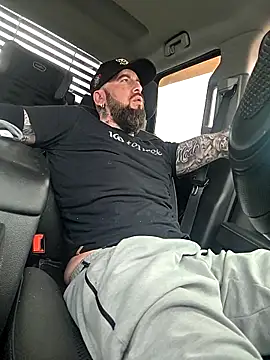 Beardedtattood – webcam-show