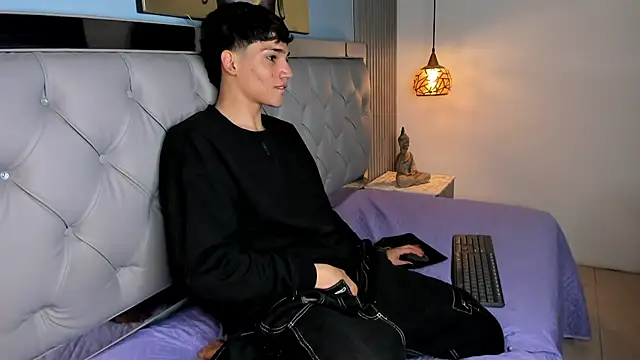 Chatroom XXX en direct de SamBlack_