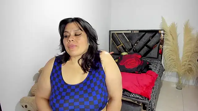 martina_foxy_ – Live XXX-chat