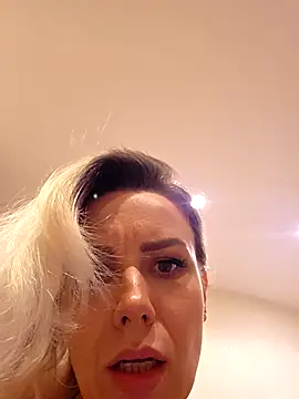 AureliaDoux – Live XXX-chat