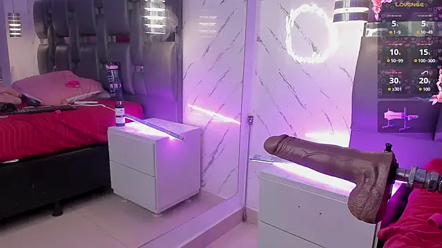 PittAndLunaa Chat XXX live